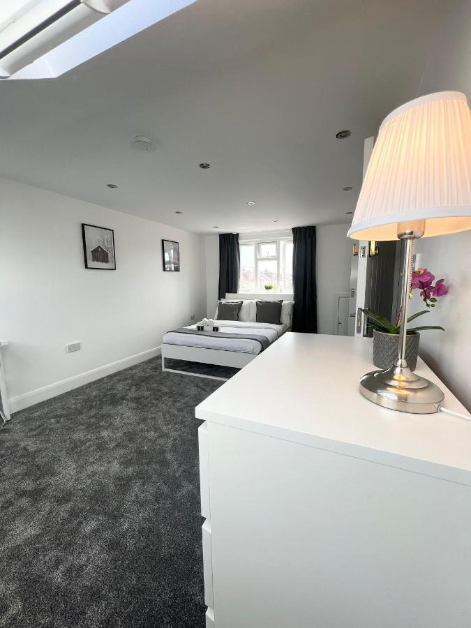 Stunning Flat In Greater London Hotel Екстериор снимка