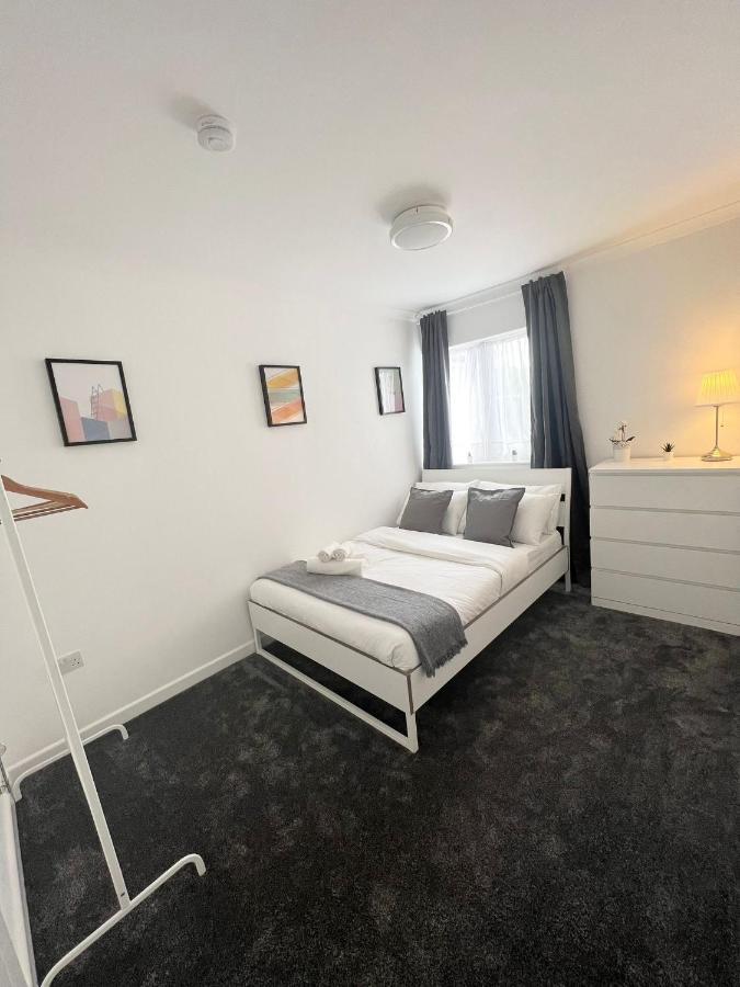 Stunning Flat In Greater London Hotel Екстериор снимка